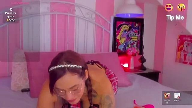 CelesteVega33 online show from 22, 4, 2026