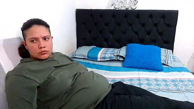 suzy paz online show from 9, 4, 2026