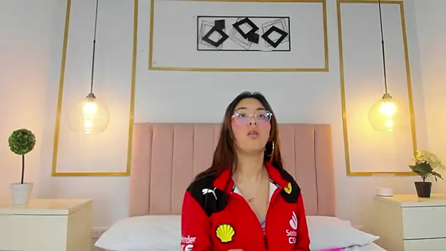 ChloeSteele online show from 7, 3, 2026