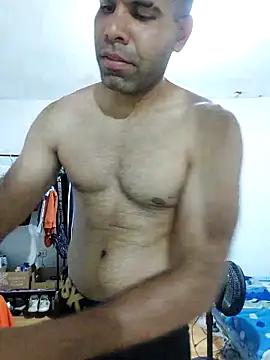 Snapshot of thom_1 chatting on 4, 3, 2026 thom 1 online show from 4, 3, 2026