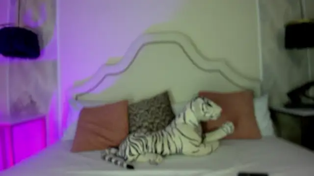 Snapshot of niicole_garner chatting on 5, 3, 2026 niicole garner online show from 5, 3, 2026