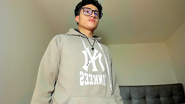 Adonibaskerville4 online show from 9, 4, 2026