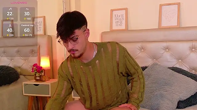 Aiden Gray online show from 17, 2, 2026