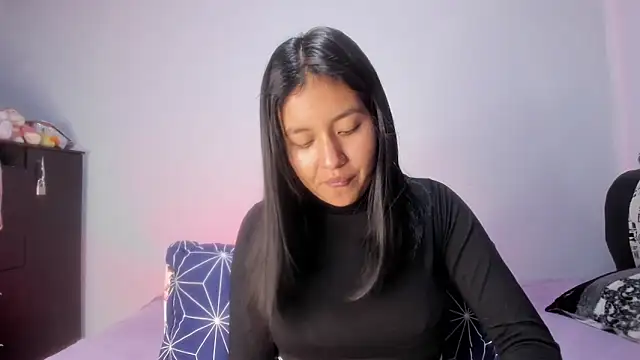 Sharlottee   online show from 11, 3, 2026