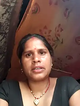 Snapshot of Hot_kiran4 chatting on 1, 4, 2026 Hot kiran4 online show from 1, 4, 2026