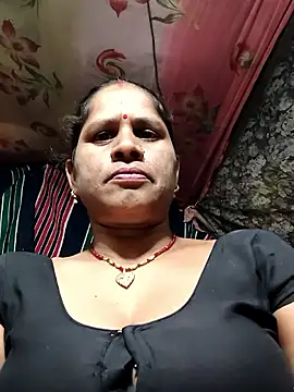 Snapshot of Hot_kiran4 chatting on 7, 4, 2026 Hot kiran4 online show from 7, 4, 2026
