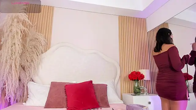 rebeca taylor online show from 28, 4, 2026