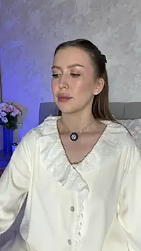 Velvet Hell online show from 15, 2, 2026