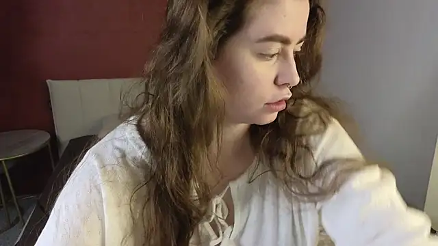 LovingWhisperr online show from 20, 5, 2026