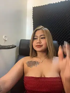Snapshot of vien_pussy69 chatting on 23, 6, 2026 vien pussy69 online show from 23, 6, 2026