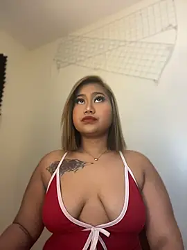 Snapshot of vien_pussy69 chatting on 3, 7, 2026 vien pussy69 online show from 3, 7, 2026