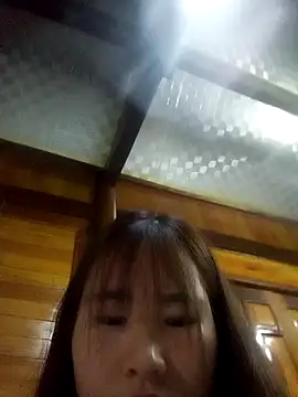 Yui-Ch1682 online show from 13, 2, 2026