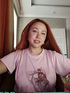 Snapshot of LolaaMint_ chatting on 4, 2, 2026 LolaaMint online show from 4, 2, 2026