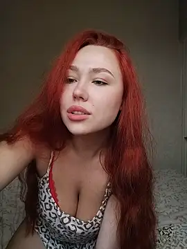 Snapshot of LolaaMint_ chatting on 10, 3, 2026 LolaaMint online show from 10, 3, 2026