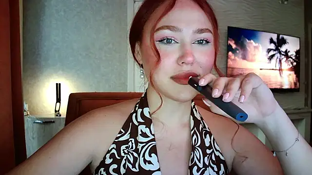 Snapshot of LolaaMint_ chatting on 13, 6, 2026 LolaaMint online show from 13, 6, 2026