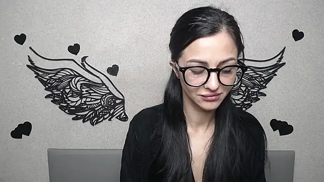 EvaClarkk online show from 28, 5, 2026