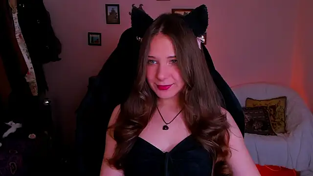 Snapshot of LanaLovely chatting on 18, 6, 2026 LanaLovely online show from 18, 6, 2026