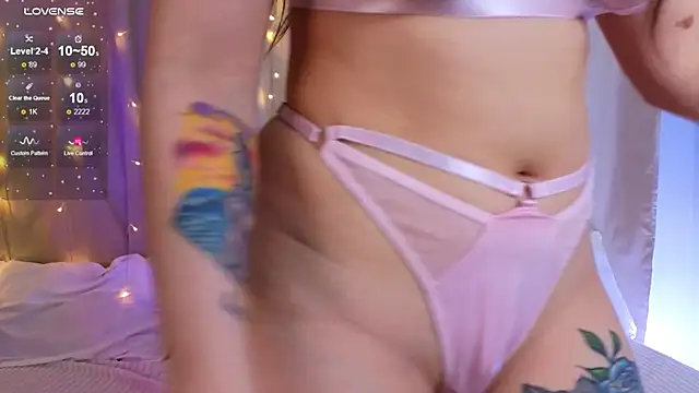 kira sweety x online show from 18, 4, 2026