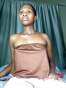 PussyFarrie online show from 29, 4, 2026