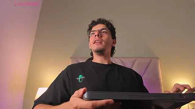 Axel Creed online show from 26, 2, 2026