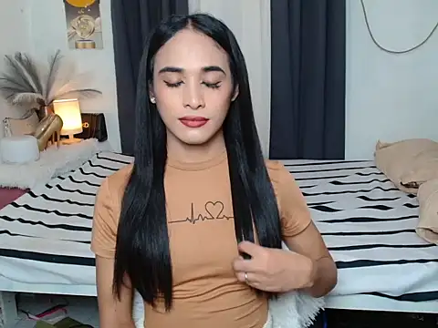 Gwenstacy30 online show from 8, 3, 2026