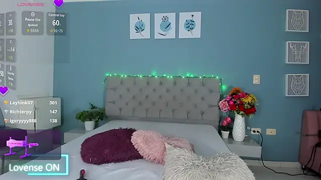 Valentina Rujano online show from 22, 4, 2026