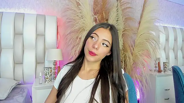 Sophi rae online show from 22, 4, 2026