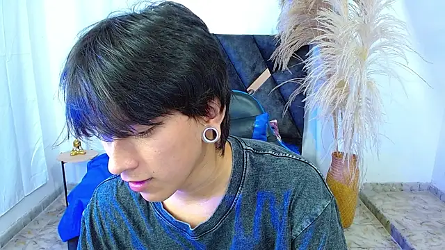 nikoo 18 online show from 12, 3, 2026