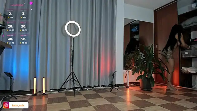 karinnixx online show from 28, 4, 2026