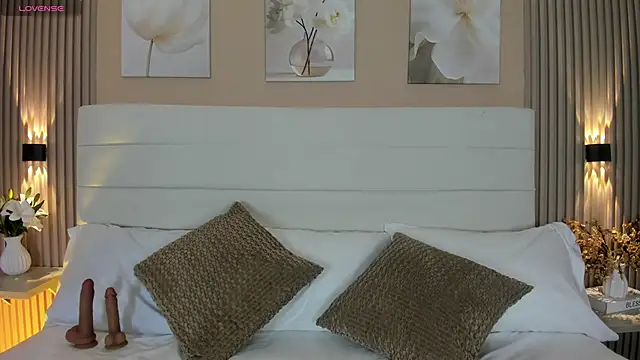 Snapshot of LisaLain chatting on 28, 5, 2026 LisaLain online show from 28, 5, 2026