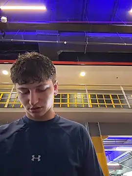 ARON LUXX online show from 21, 4, 2026