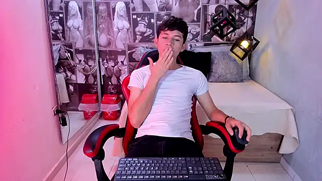 Christian Foxx online show from 9, 4, 2026