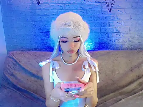 DahliaGill online show from 7, 2, 2026