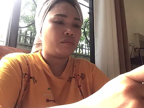 lady candy85 online show from 9, 4, 2026