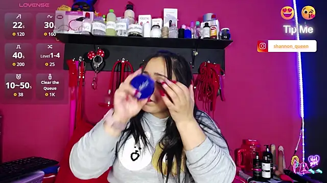 shannon queen- online show from 24, 4, 2026