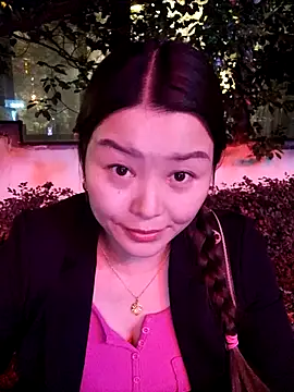 Jennie dogy online show from 25, 4, 2026