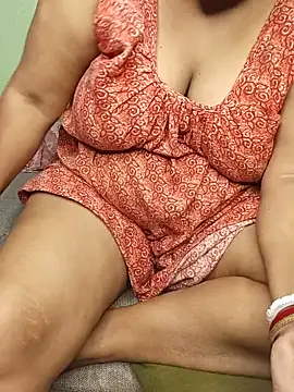 R Queen online show from 12, 6, 2026