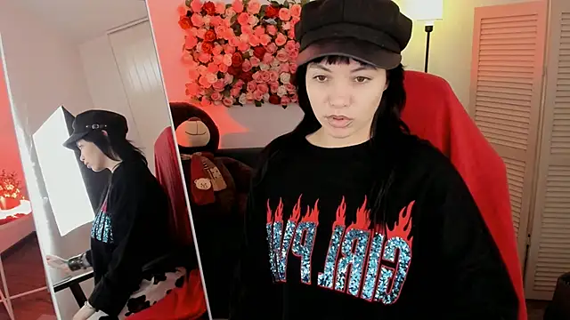 NeoGeisha online show from 19, 4, 2026