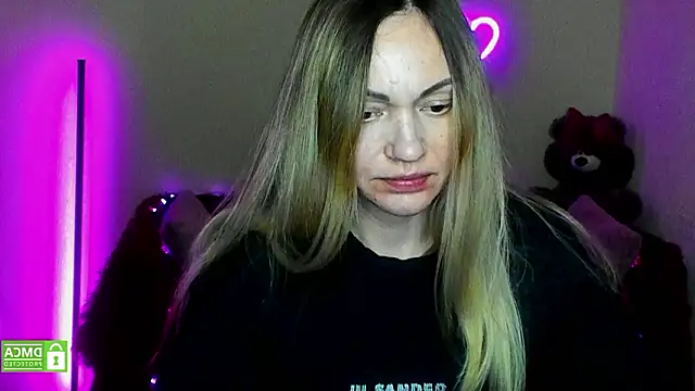 BlondMikey22 online show from 7, 2, 2026