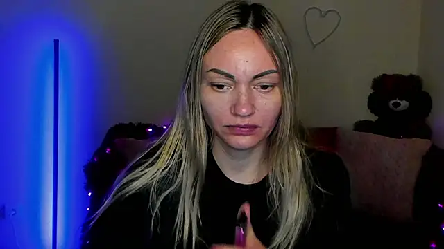 BlondMikey22 online show from 21, 4, 2026