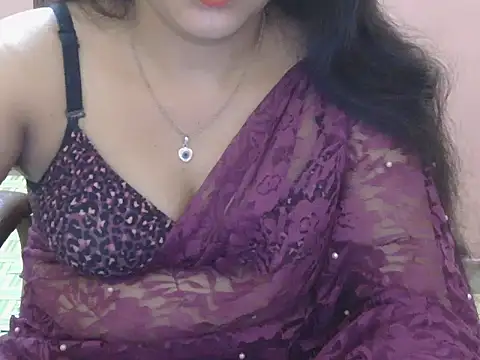 Cute Sheetal online show from 28, 4, 2026