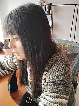 Lyonette reading1 online show from 18, 3, 2026