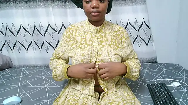 Snapshot of AlliBabe chatting on 8, 6, 2026 AlliBabe online show from 8, 6, 2026
