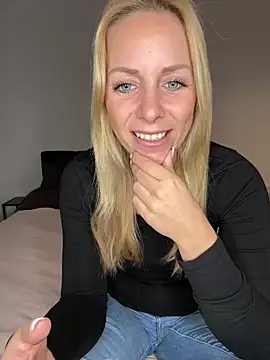 emily-becker22 online show from 23, 4, 2026