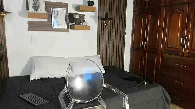 acxel prescot online show from 21, 4, 2026