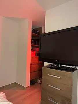 Sofiia Vegaa online show from 1, 3, 2026