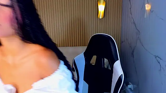 Perla Moon Tx online show from 10, 3, 2026