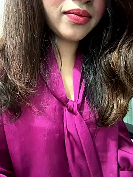 riya sharma11 online show from 18, 4, 2026