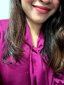 riya sharma11 online show from 18, 4, 2026