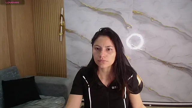 rox luxury tf online show from 11, 6, 2026